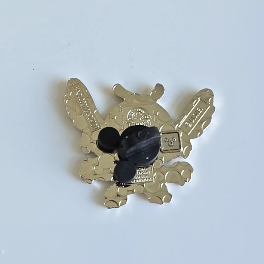 Disney Pin Leroy Red Cousin Lilo & Stitch Starter Set 2024 - Picture 2 of 2